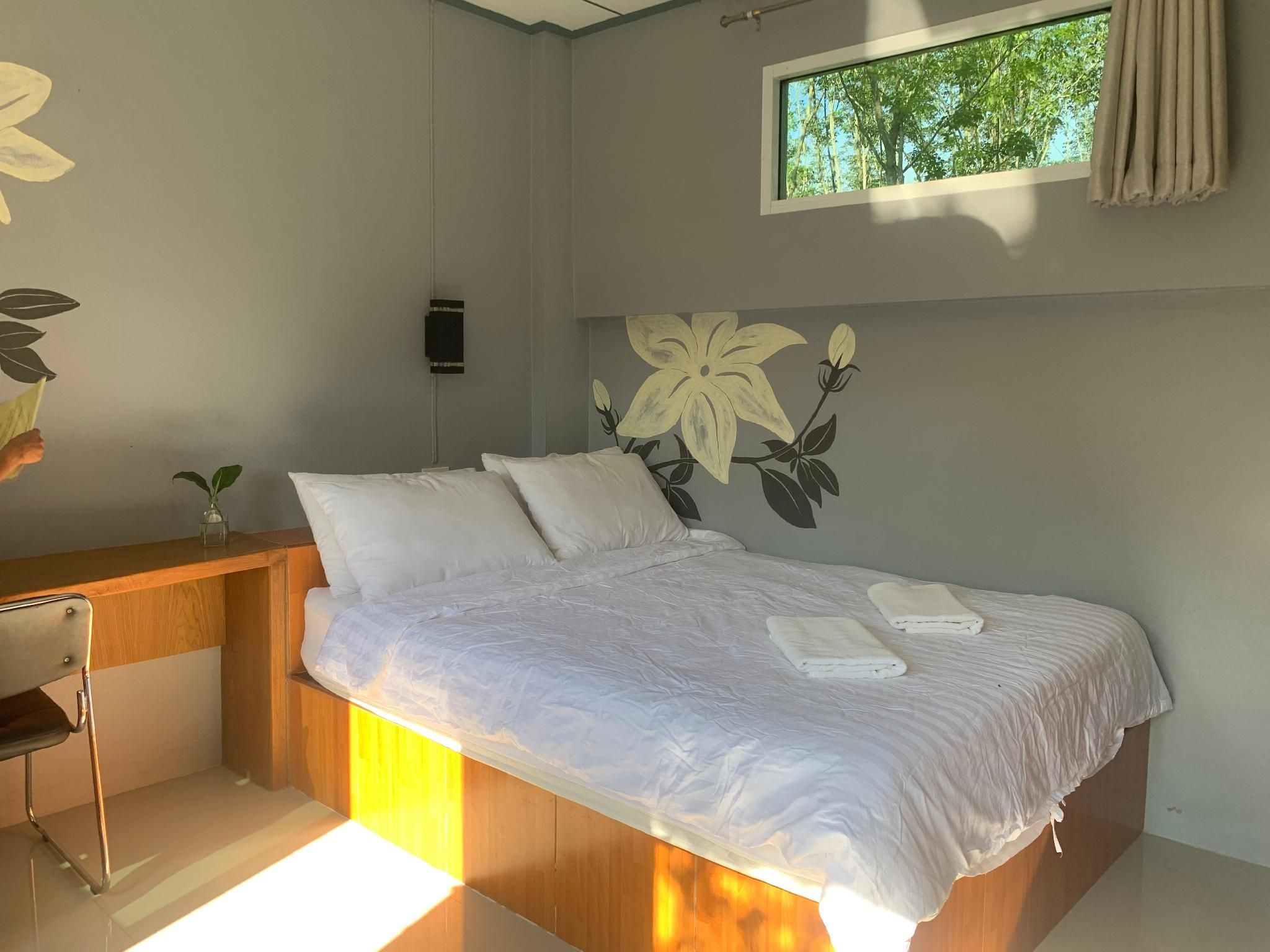 Tawanna Resort Standard Queen