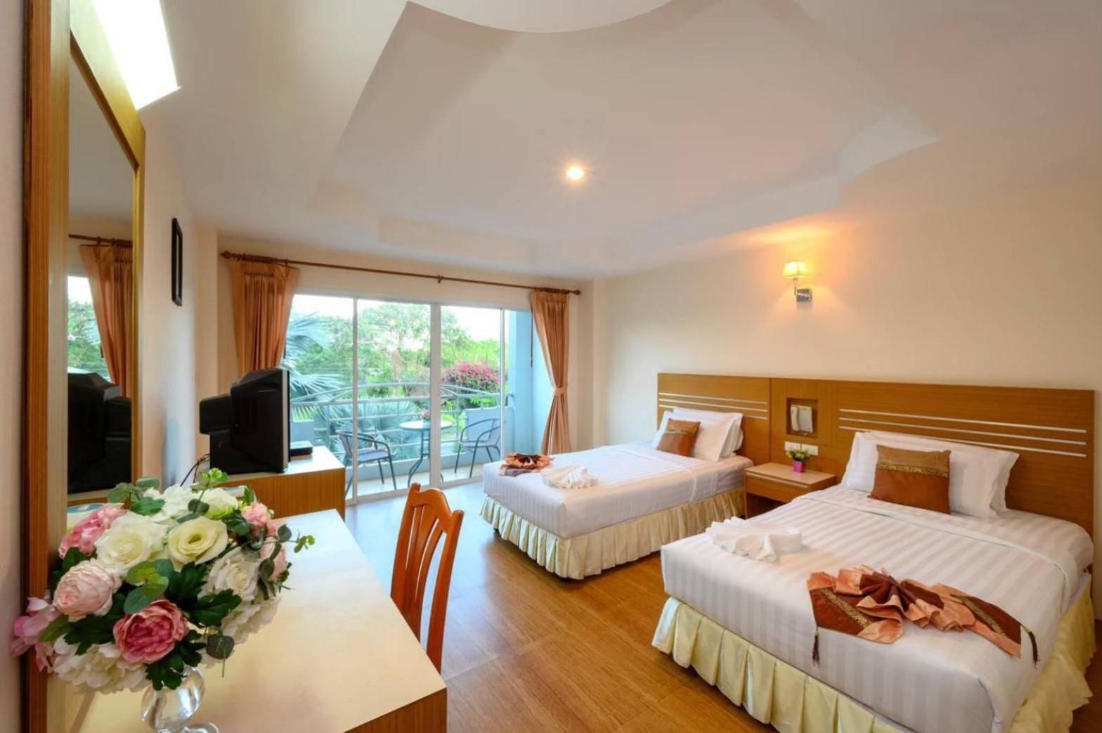 Chaikanathani Hotel Suite 2