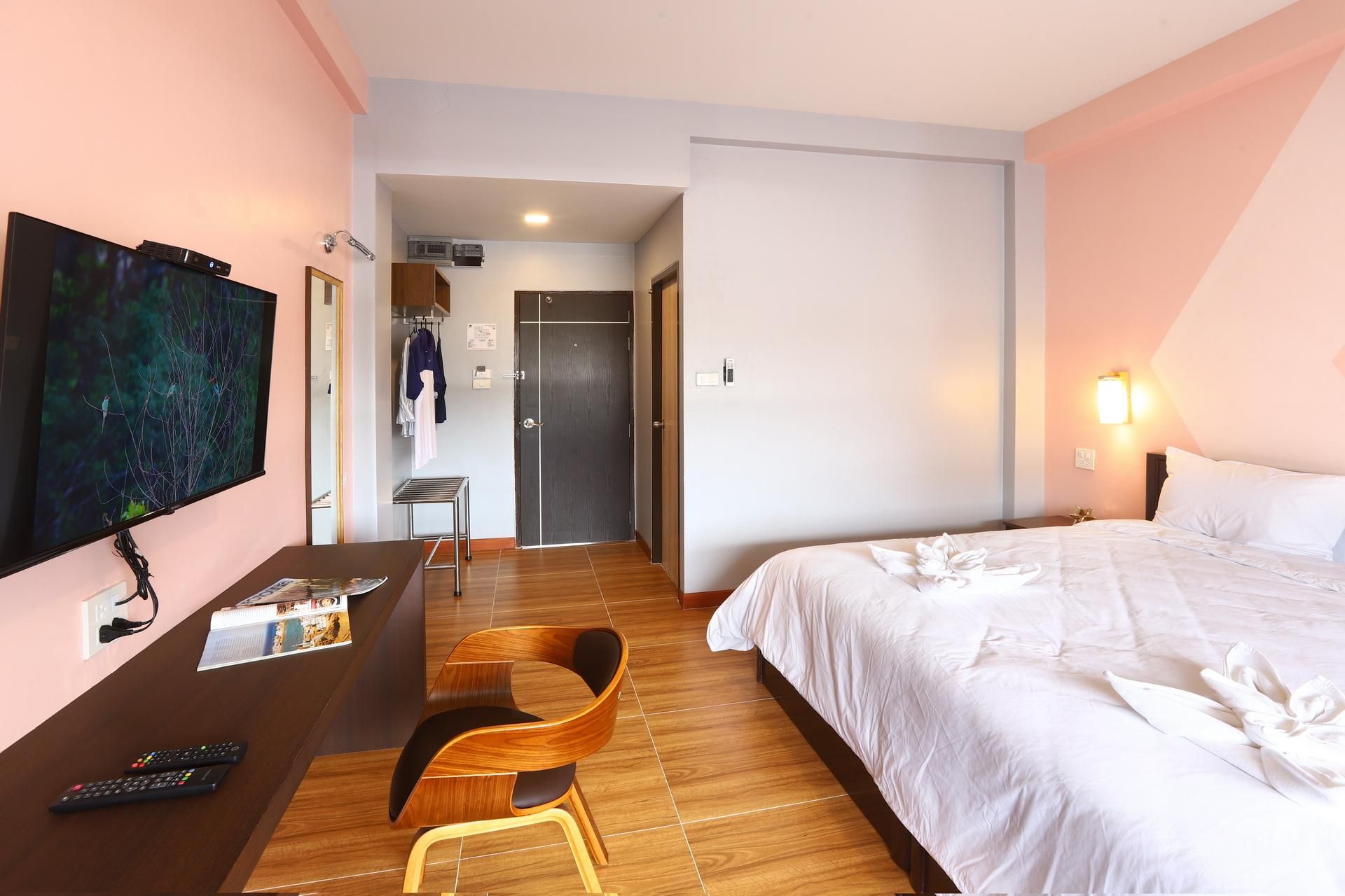 Deluxe Super King Room