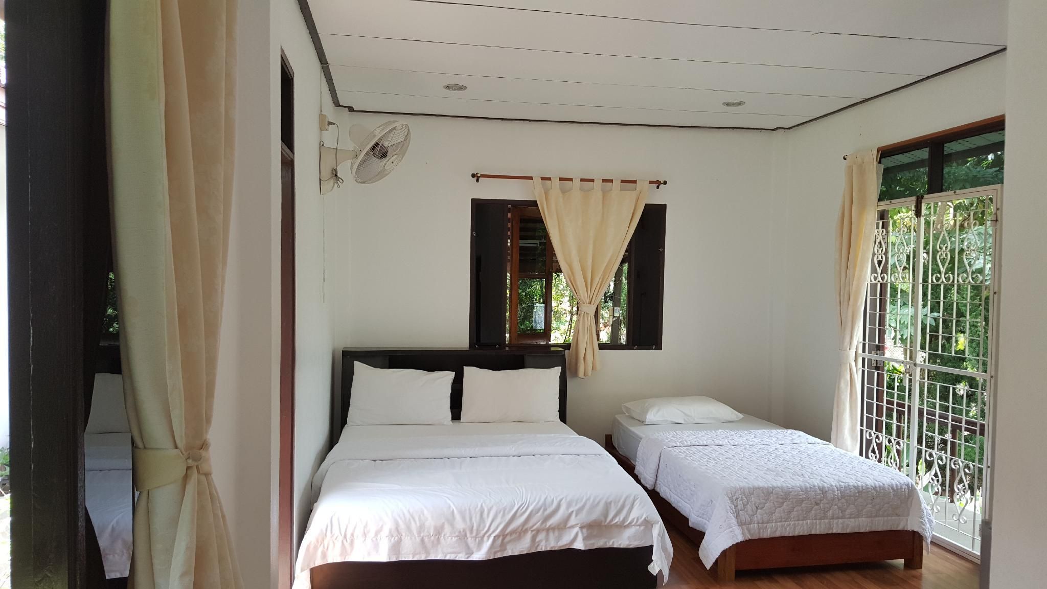 Sanfhan Resort Triple Room - 1 Double Bed + 1 Single Bed