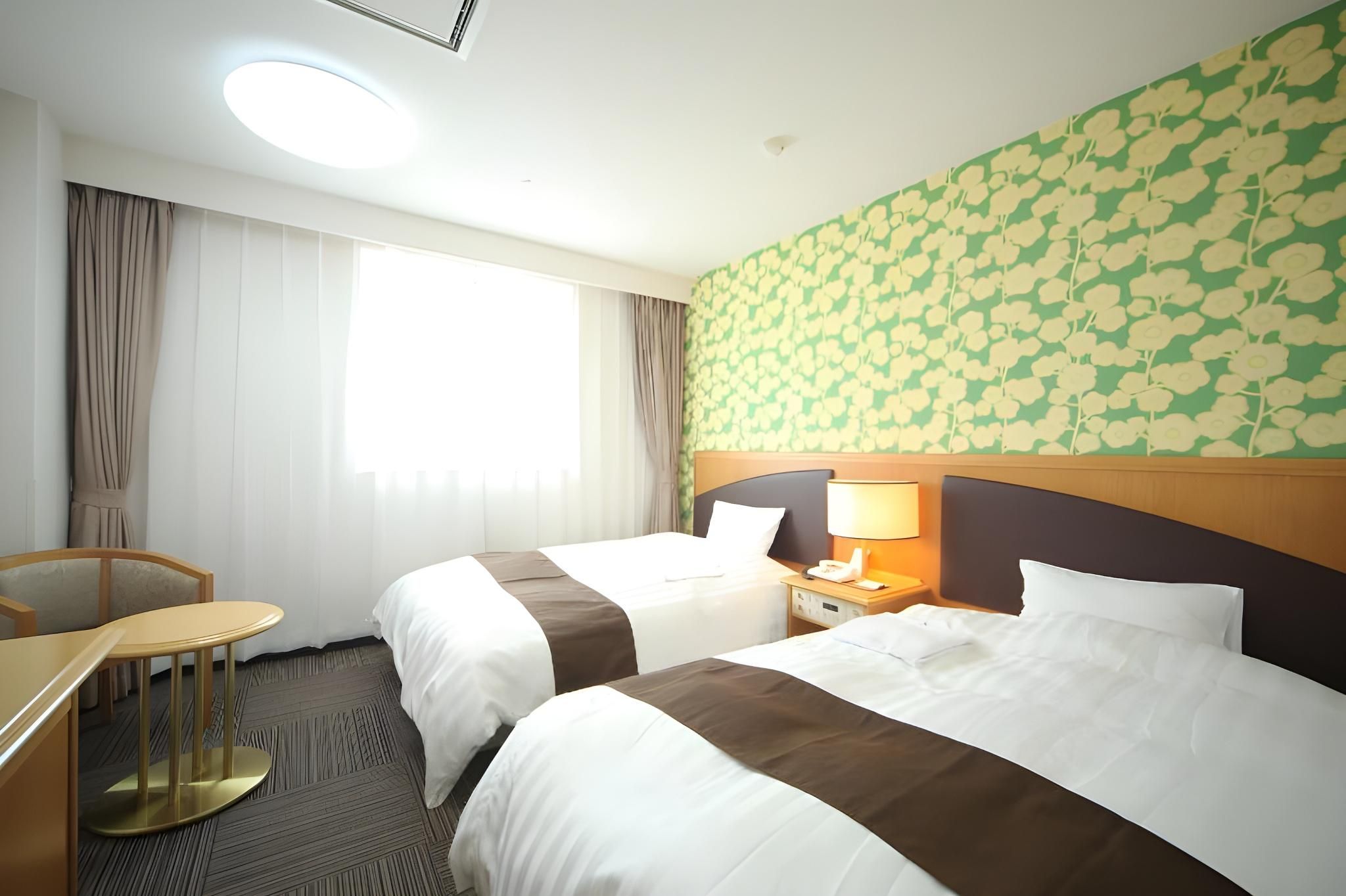 Twin Room - Non-Smoking