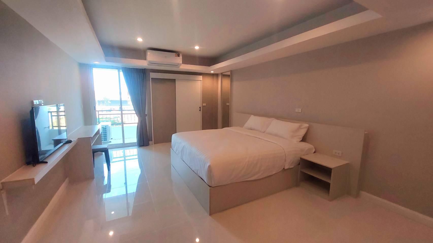 Deluxe Double Balcony Room