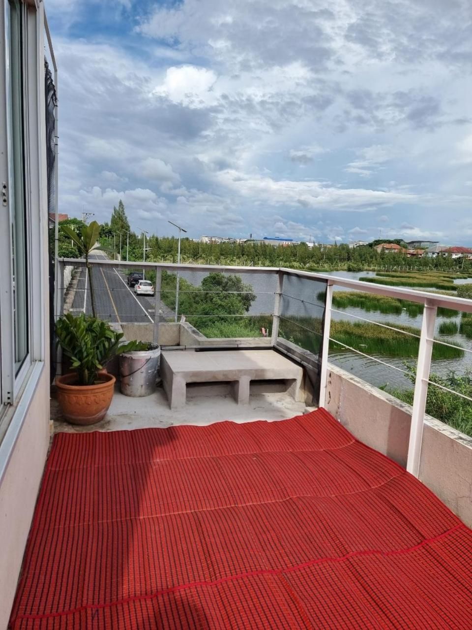 Bungalow with Sea View