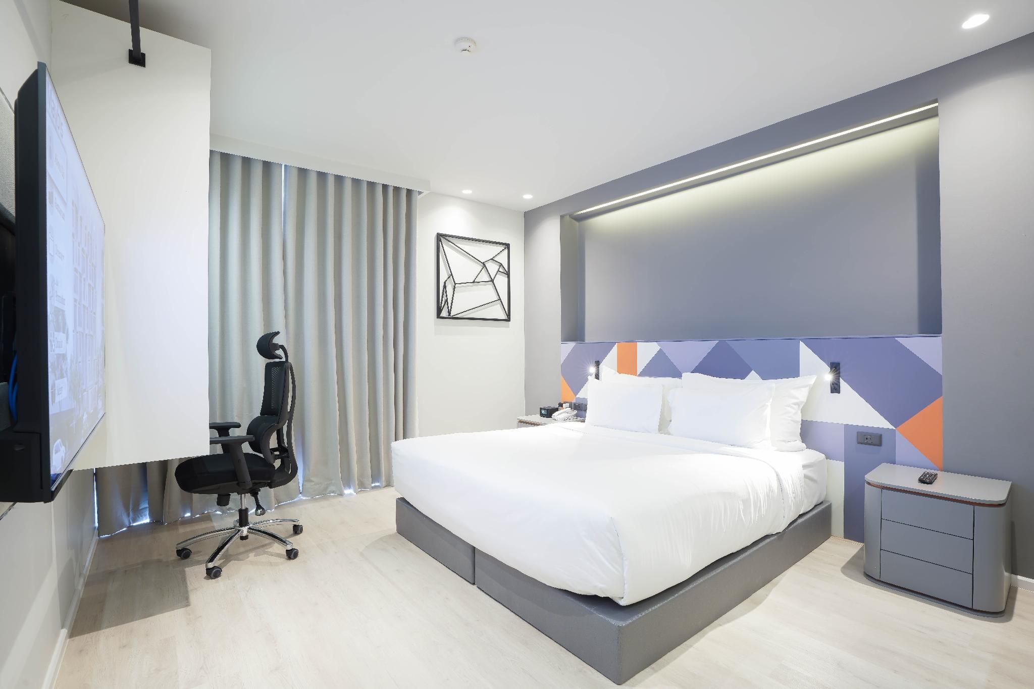 Maybis Hotel Deluxe Double Room 2