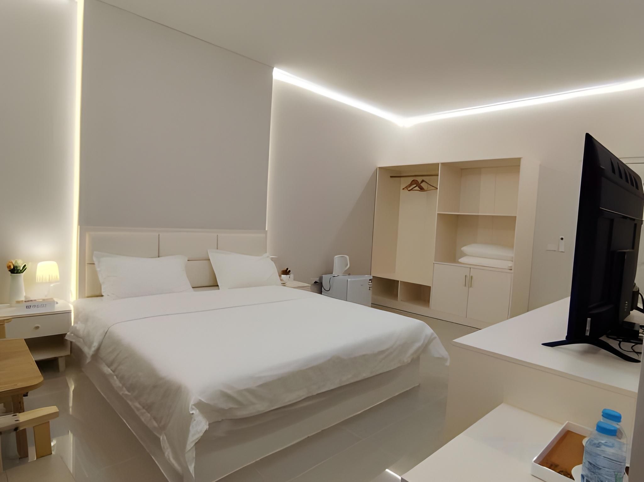 Yusabai Villa Bangpoo Deluxe Standard Queen Room 2