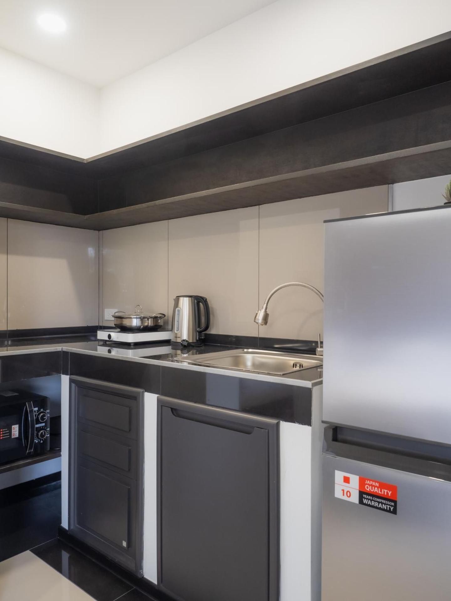 Samutprakarn Hotel Studio with Bathtub 3