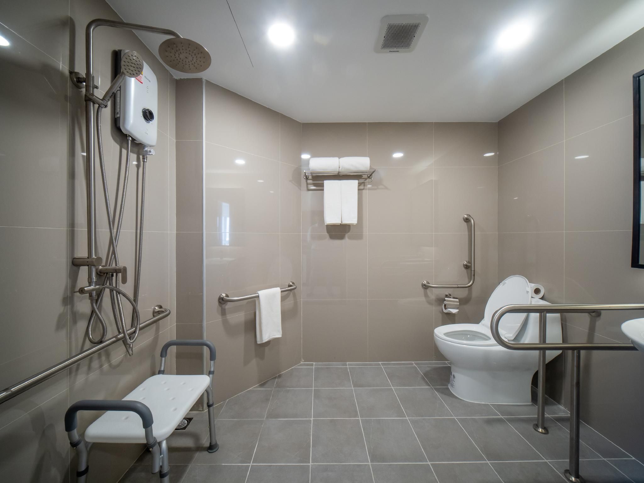 Studio Accessible Room