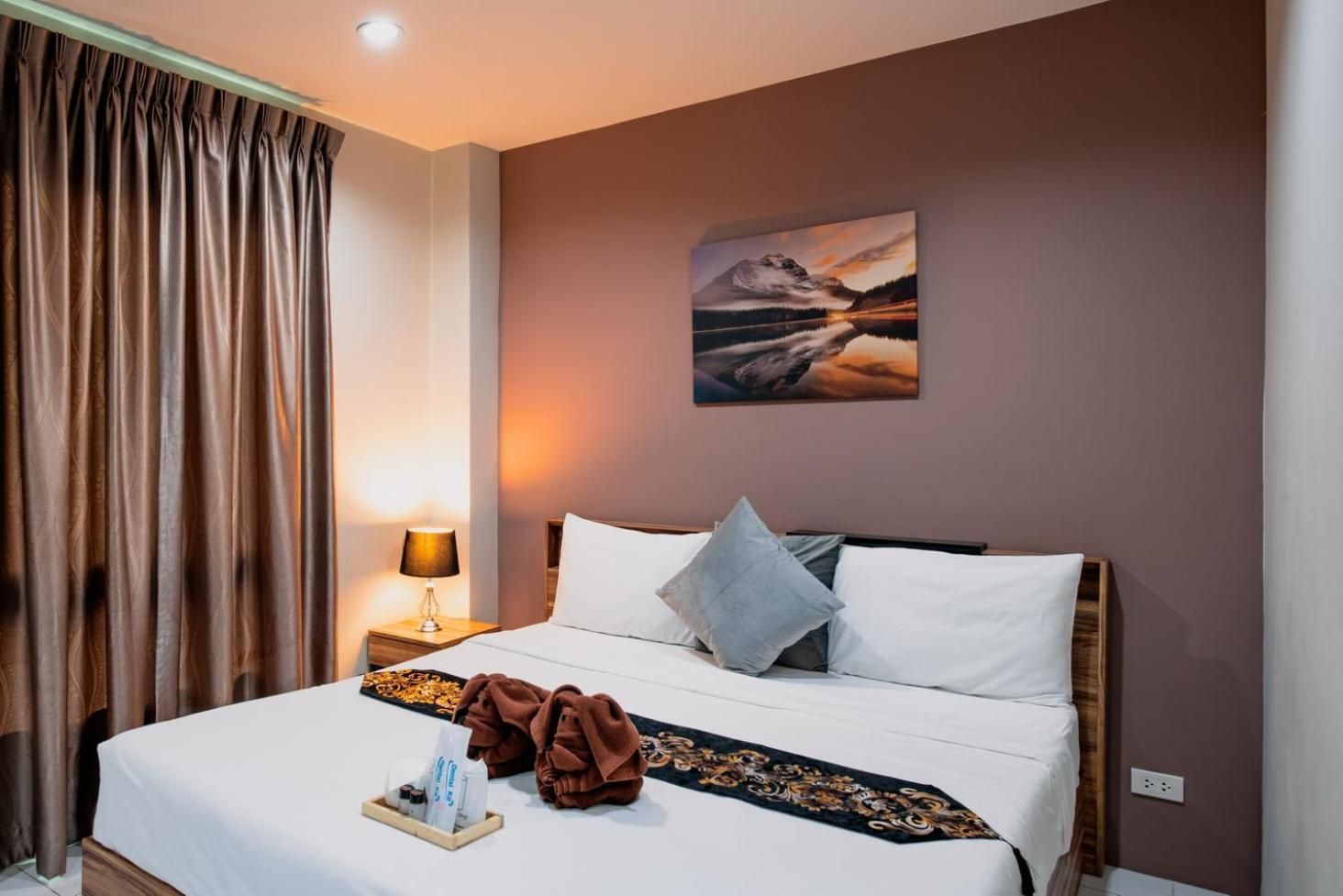 The living Hotel Samutprakan Studio with Balcony 2