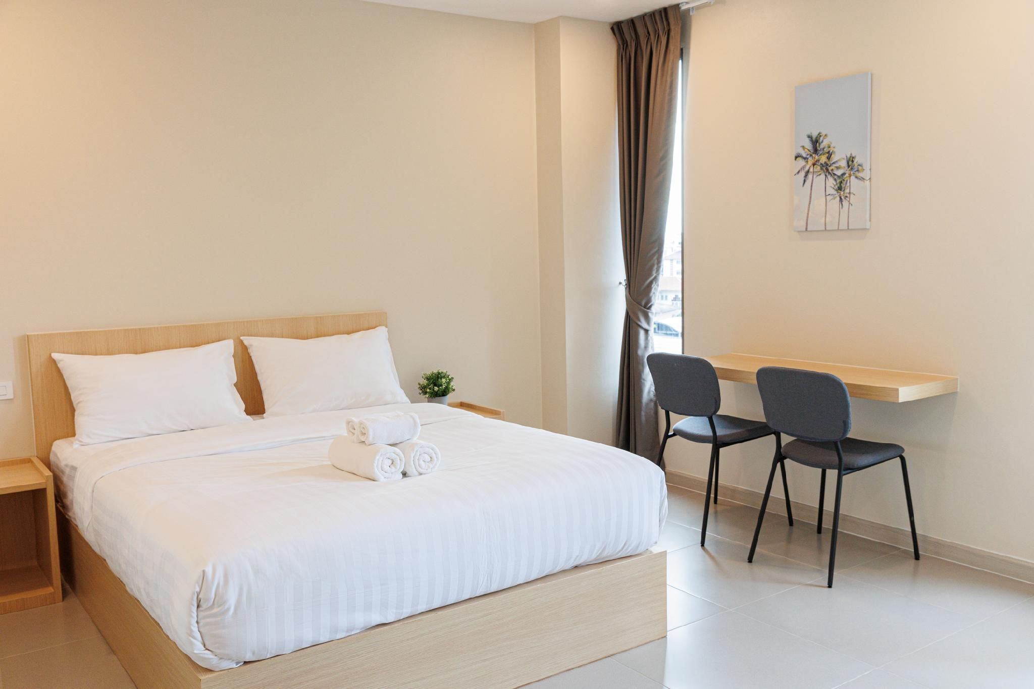 Good Nine Hotel Standard Room 2