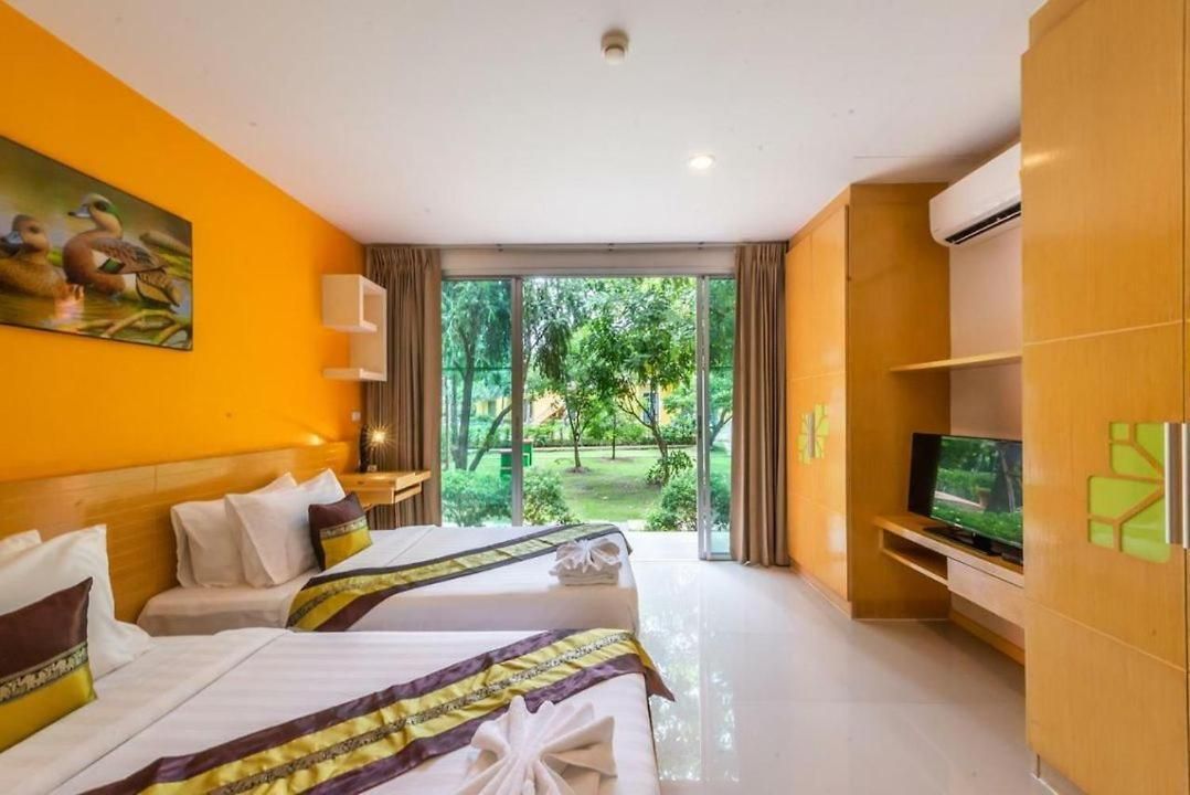 BANGKOK.GRAND.RESORT Studio with Garden View 2