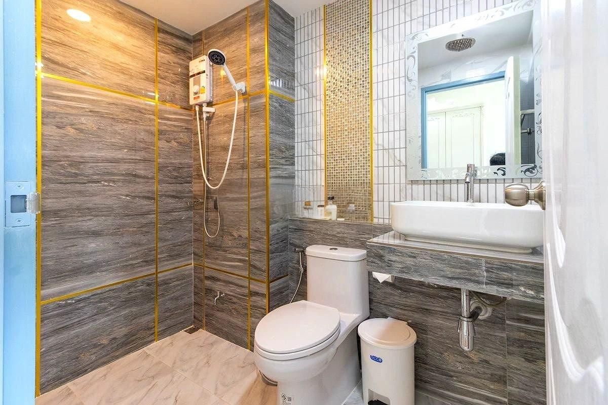 Arunsakhon luxury condo Deluxe Room 3