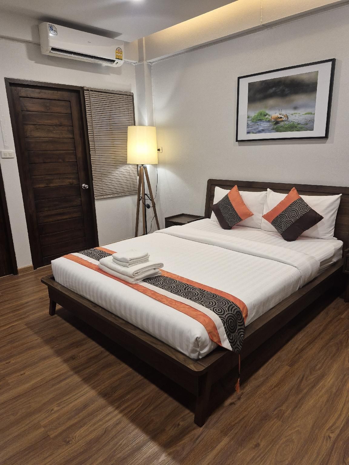 The Bedrooms Maeklong & Service Apartments Standard Room 3
