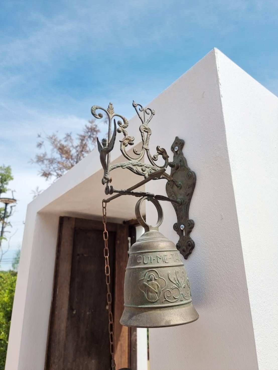 Plubpla samut : White Villas