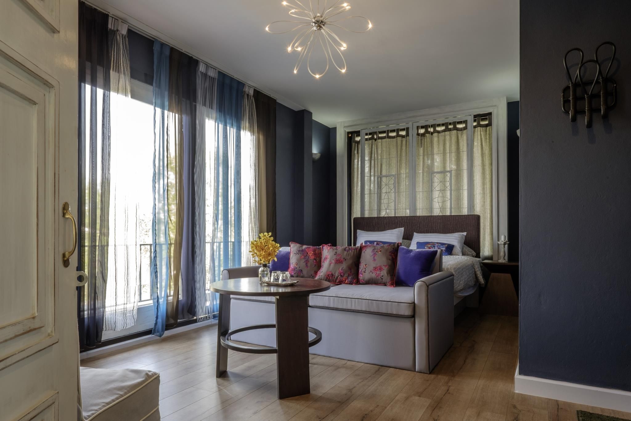 Amphawa Caza Platuu Premium River View King 2