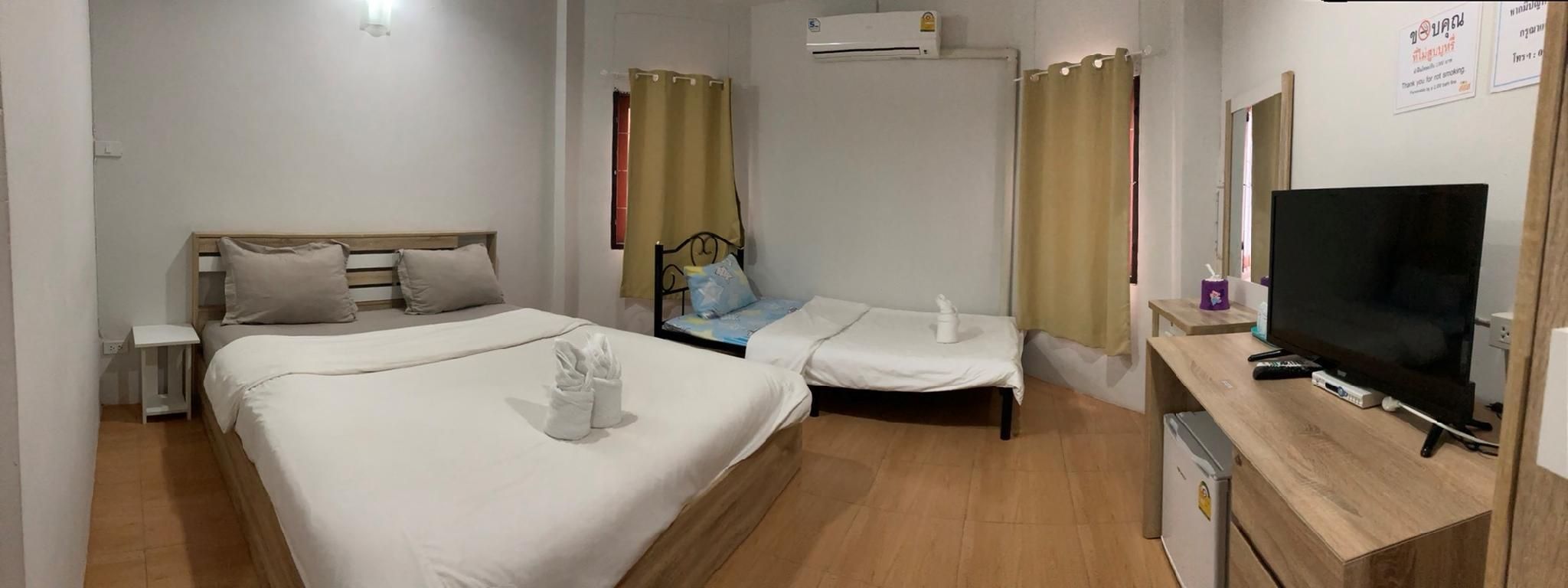 Studio for 3 People