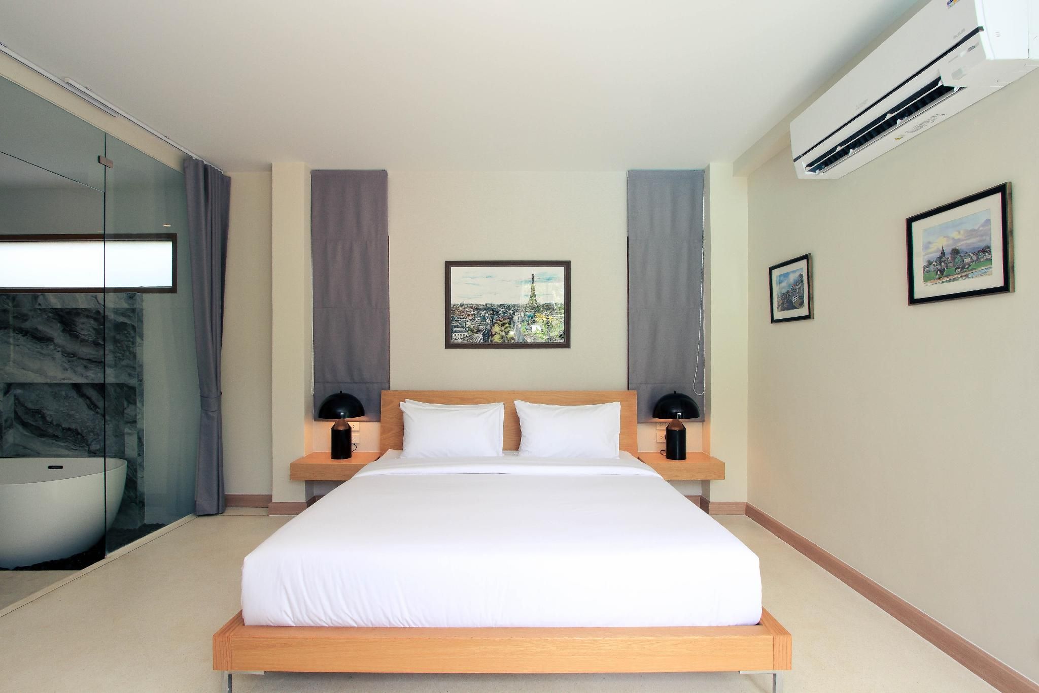 Double Six Deluxe Poolside View King 2