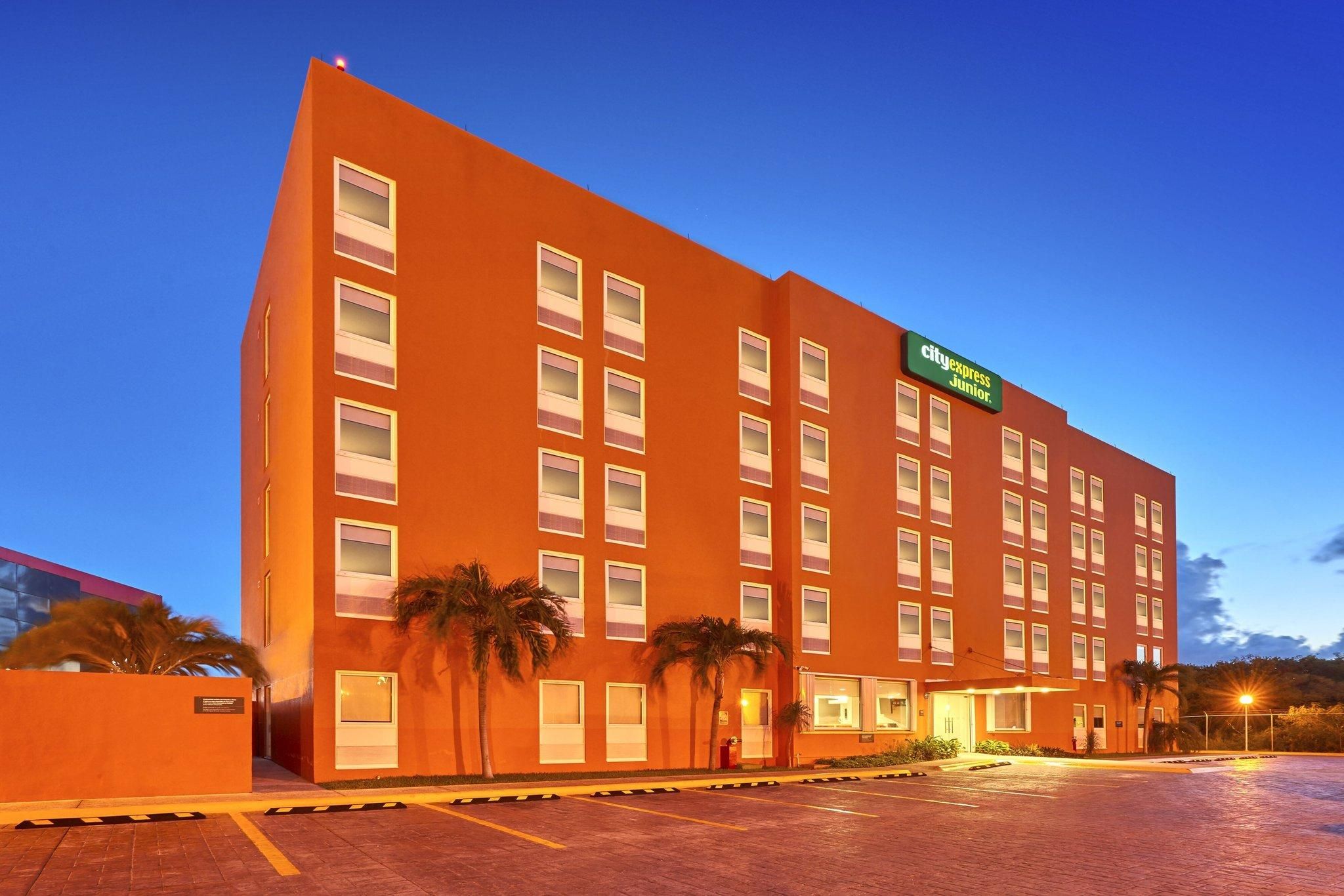 City Express Junior by Marriott Cancun
