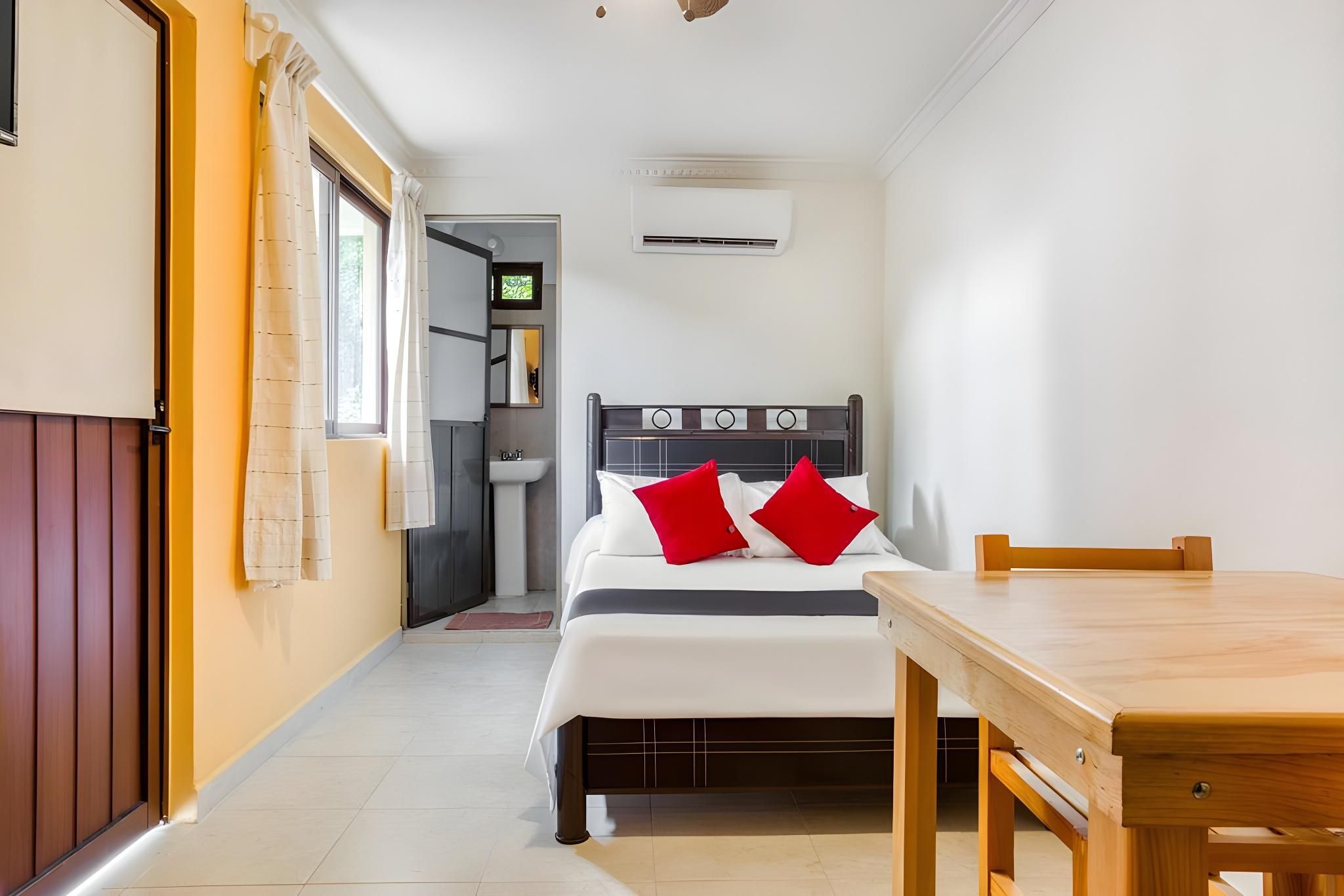 Deluxe Plus Queen Room