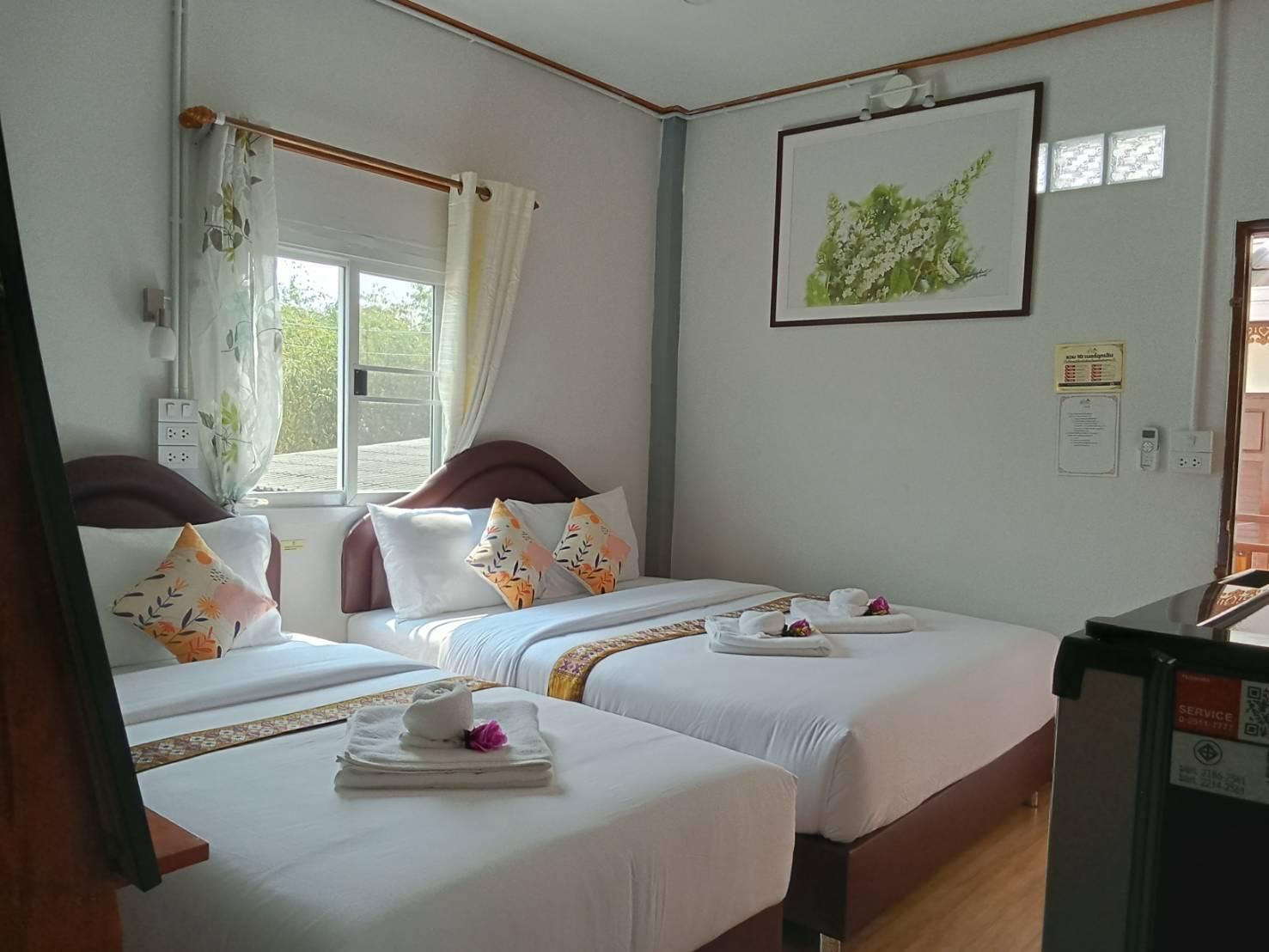 Deluxe - 2 Beds, Corner Room