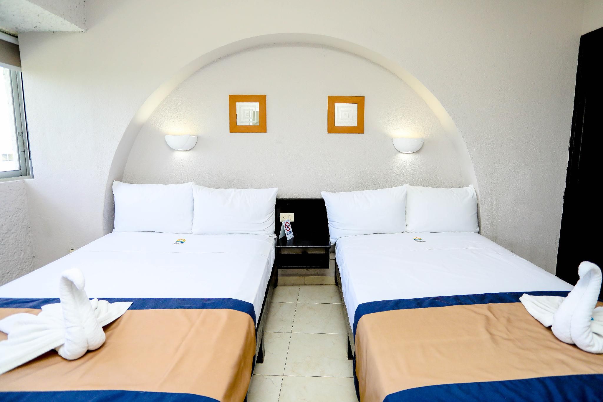 Hotel Caribe Internacional Double Standard Room 2