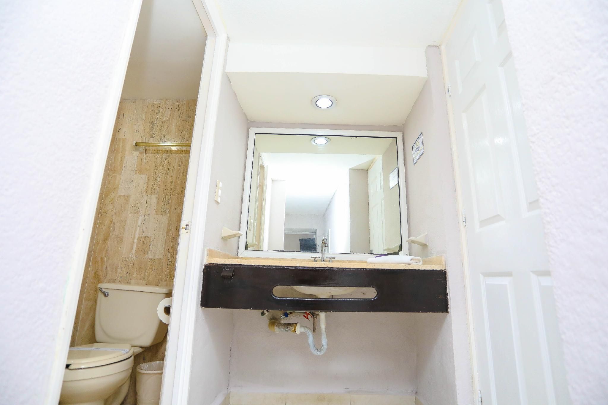 Hotel Caribe Internacional Double Standard Room 3