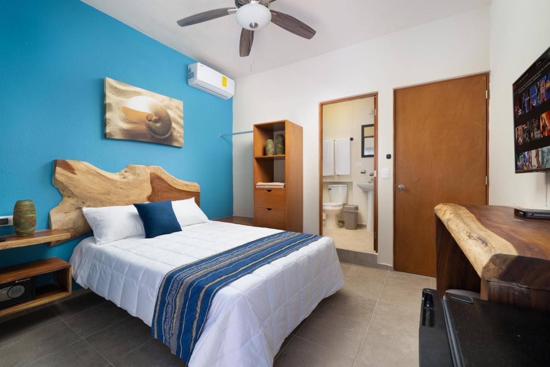 Double Room with Pool View