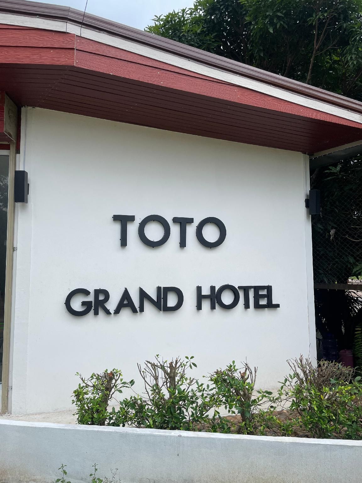 TOTO Grand Hotel