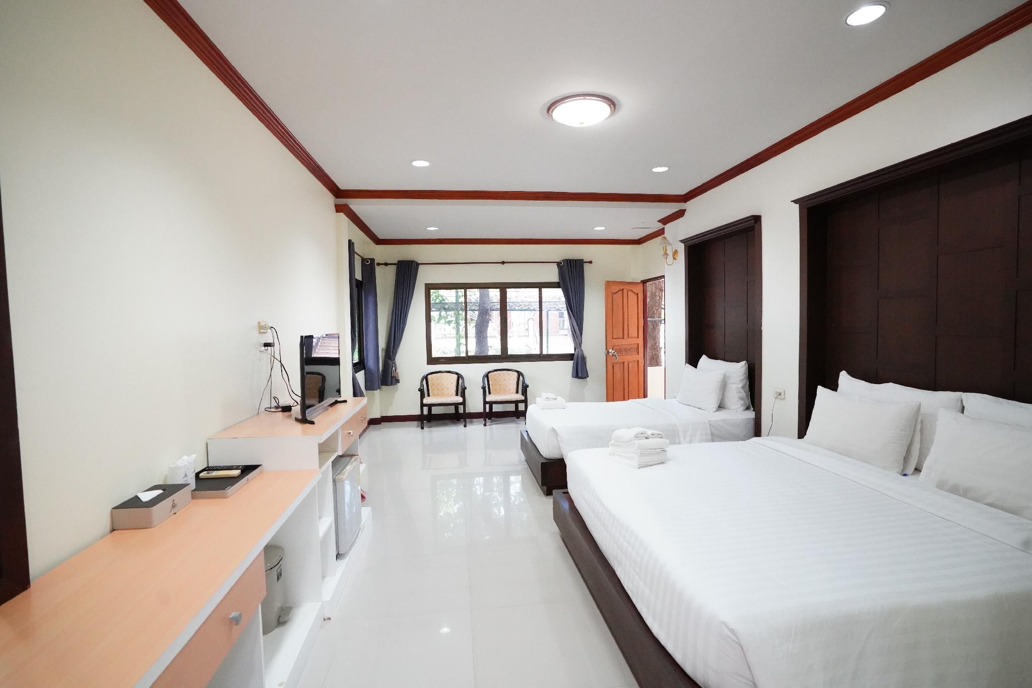 Siam River Resort Junior Suites 3