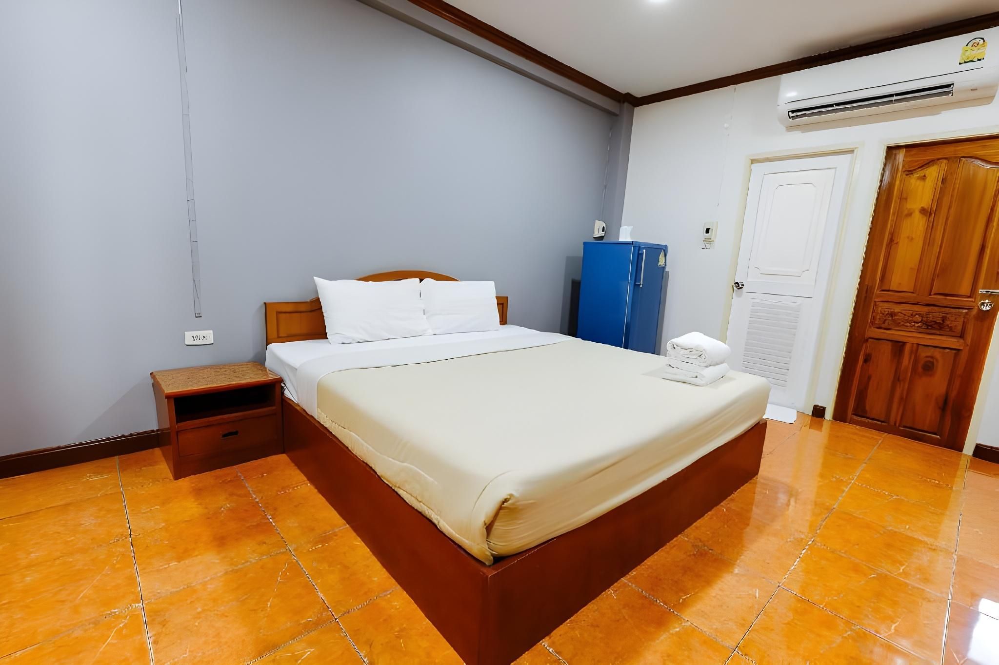 Tonkhoon Hotel Standard Double Bed