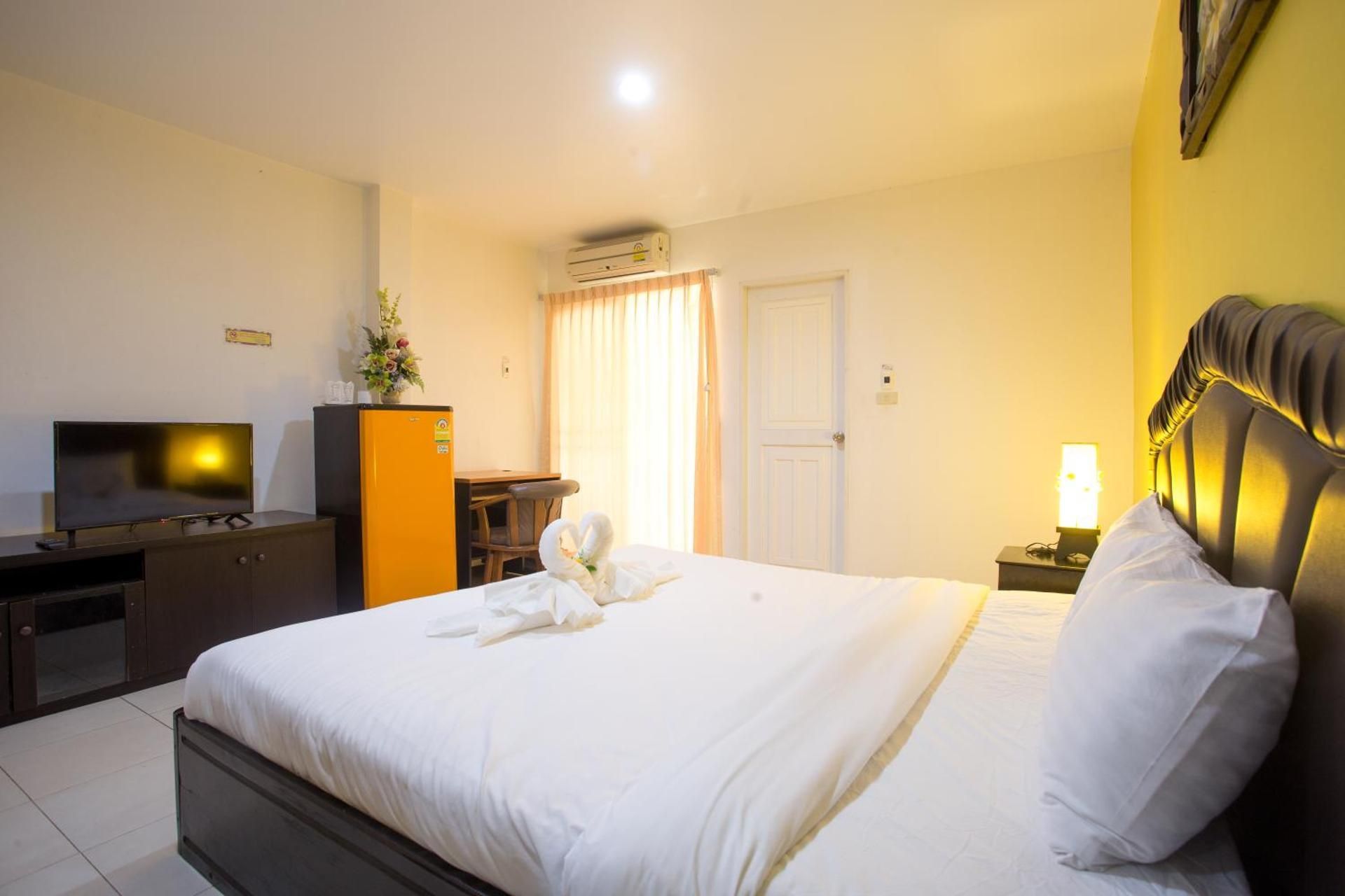 Phusuay Park View Hotel Deluxe Double Bed 3