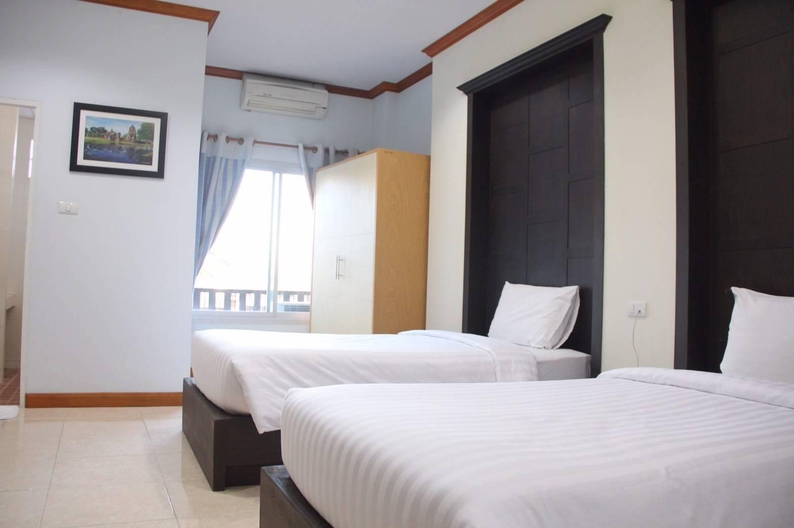 Dee Prom Hotel Superior Double or Twin 3