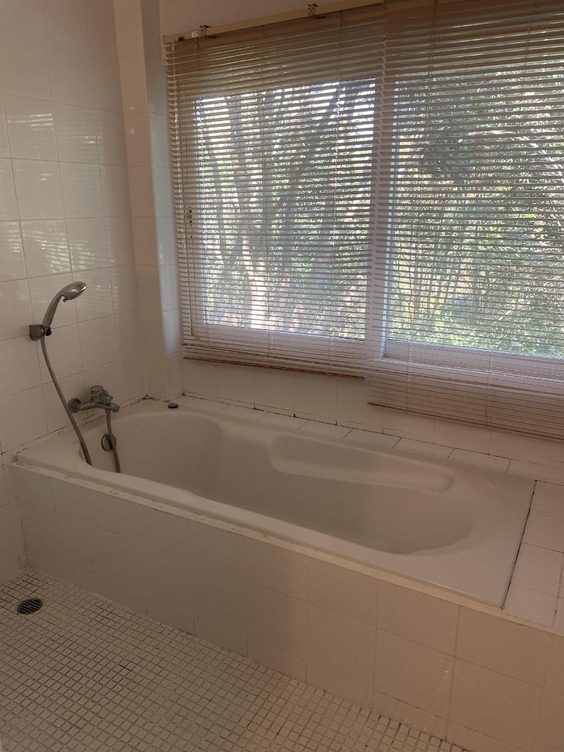 On The Rock Chaiyaphum Bed & Breakfast Superior Room 3