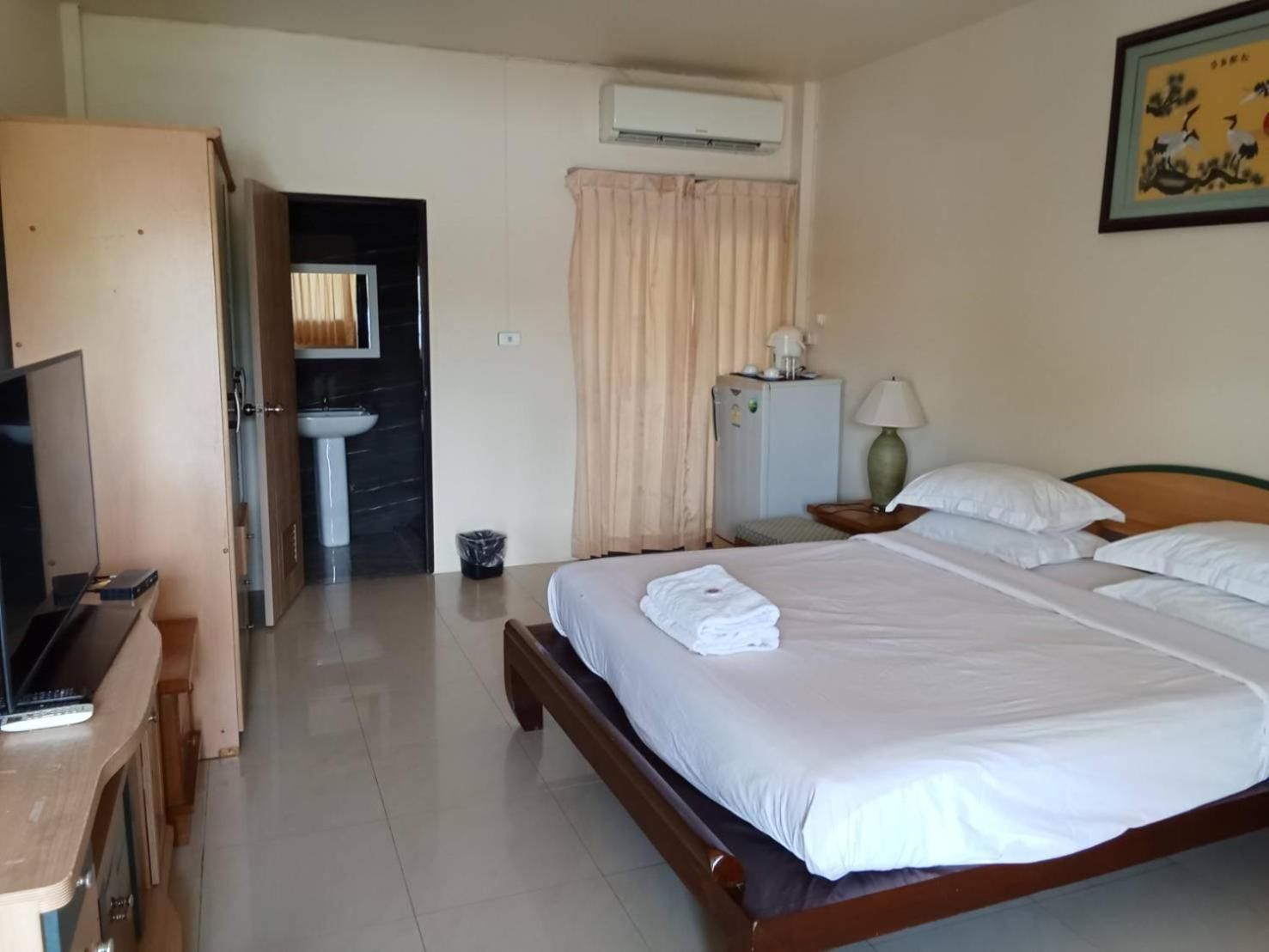 Standard King Room