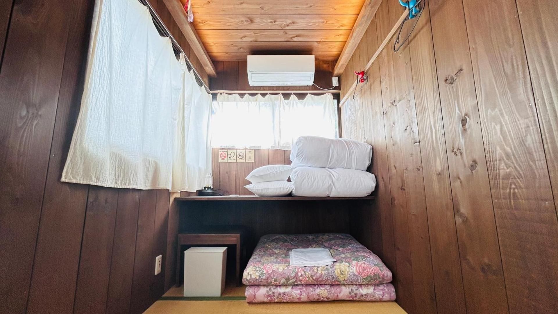 Economy Twin Room