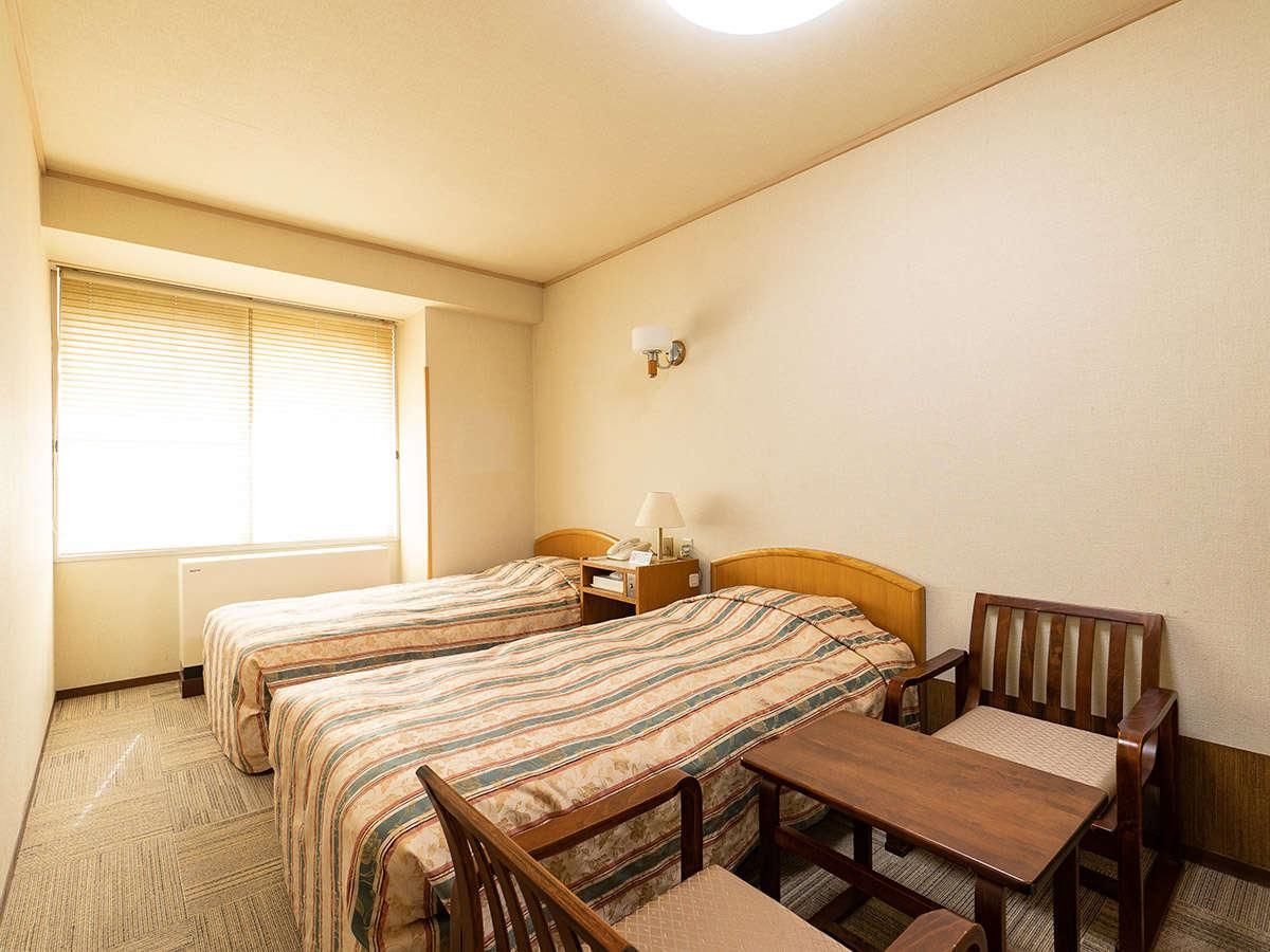 Economy Twin Room with Indoor Bath, Non-Smoking