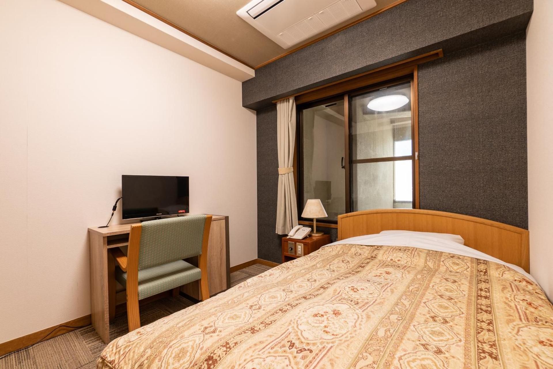 Economy Single Room - Indoor Bath - Non-Smoking