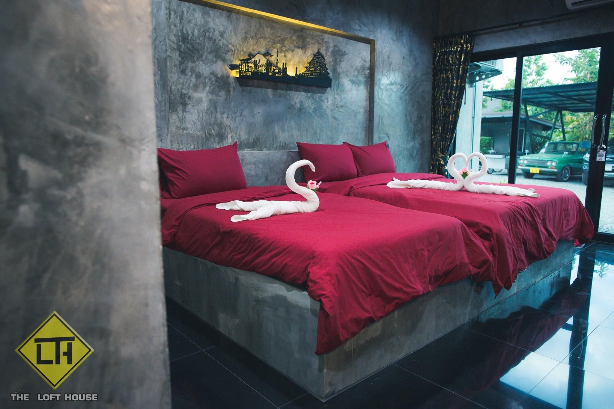 Deluxe Triple Room