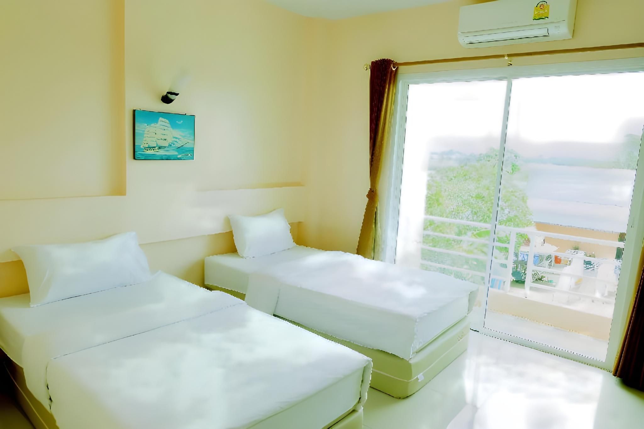 Sakaeogarden Hotel Deluxe Twin Room 2