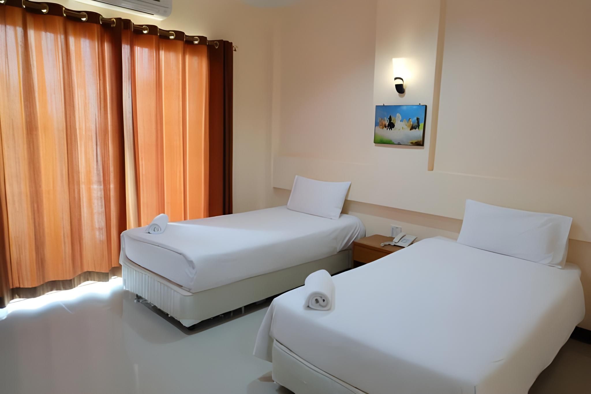 Sakaeogarden Hotel Deluxe Twin Room