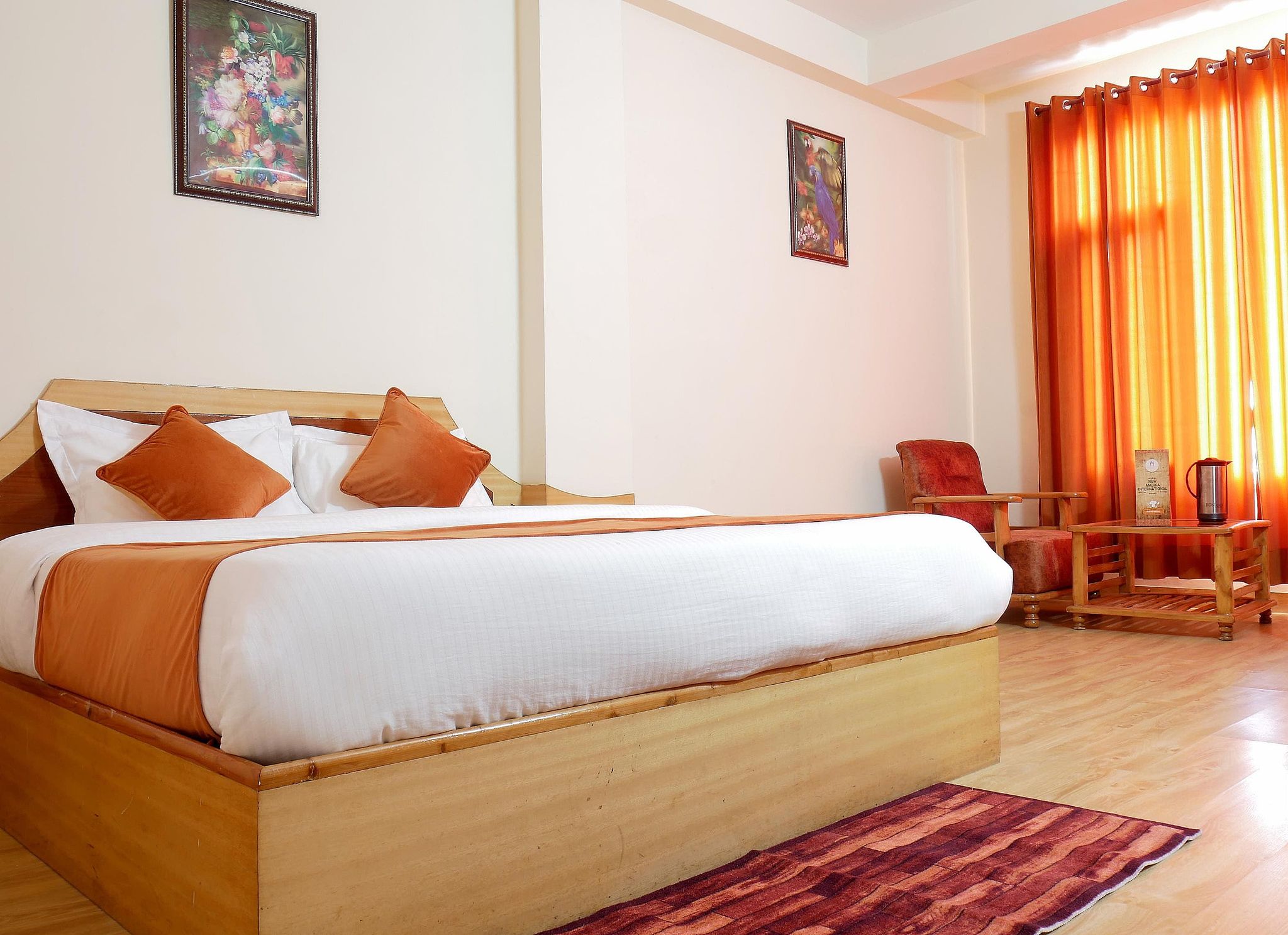 New Ambika International Deluxe Room 4