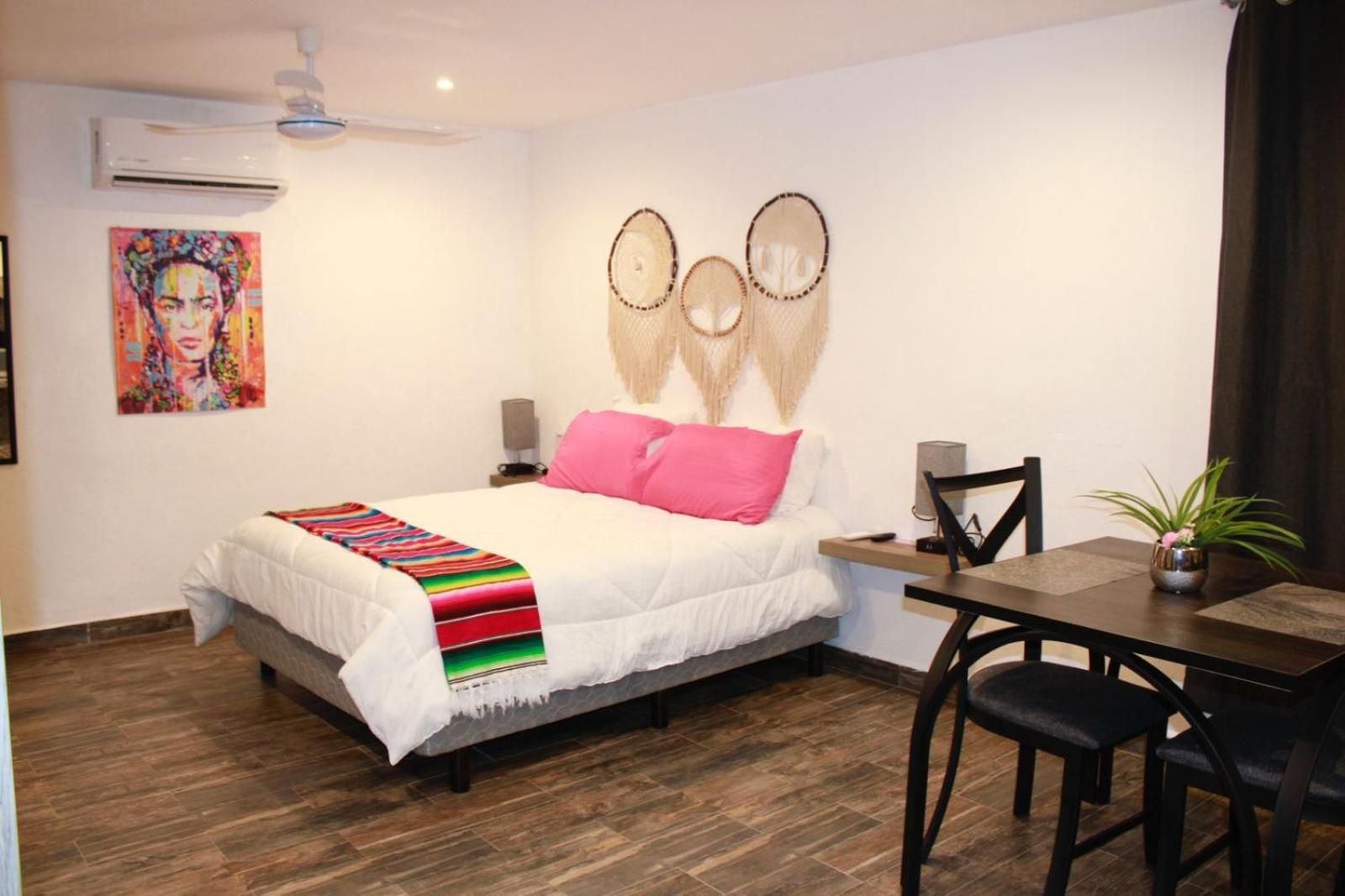 Sol de Mexico Apartments