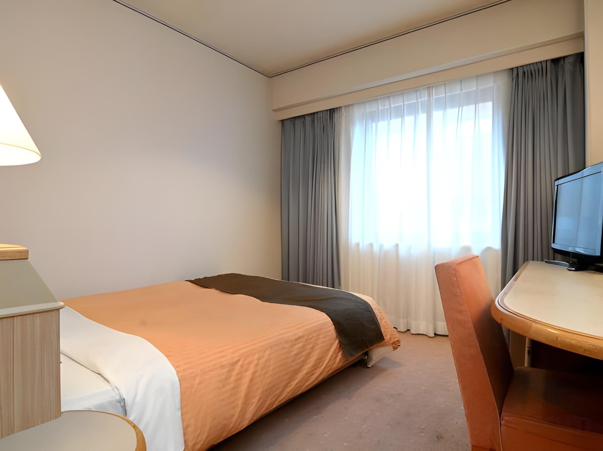 Single Room - Non-Smoking