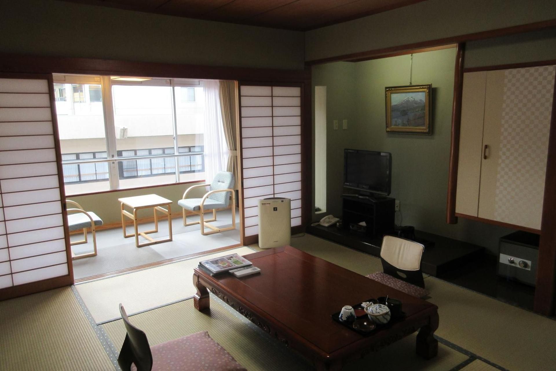 Japanese-Style Quadruple Room