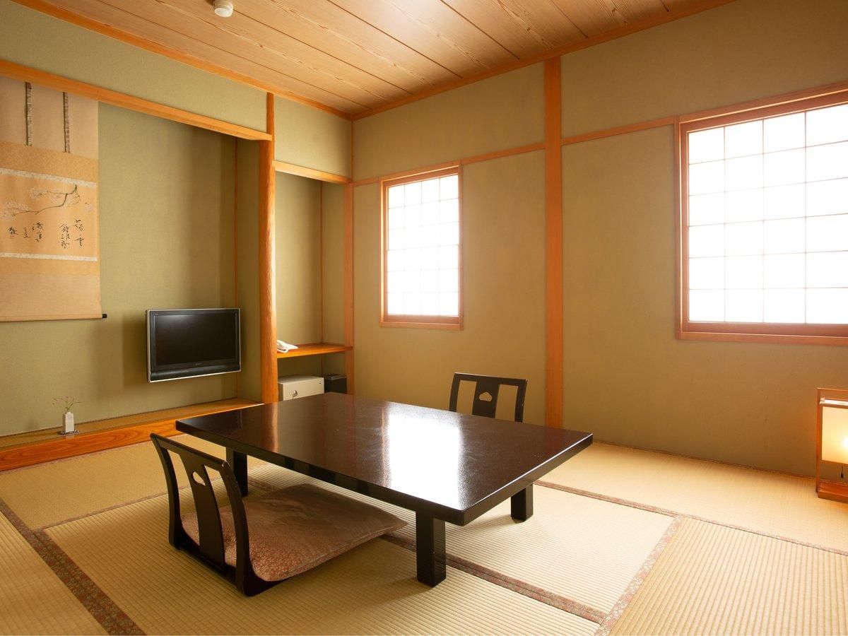 Mountainside Japanese Style Room