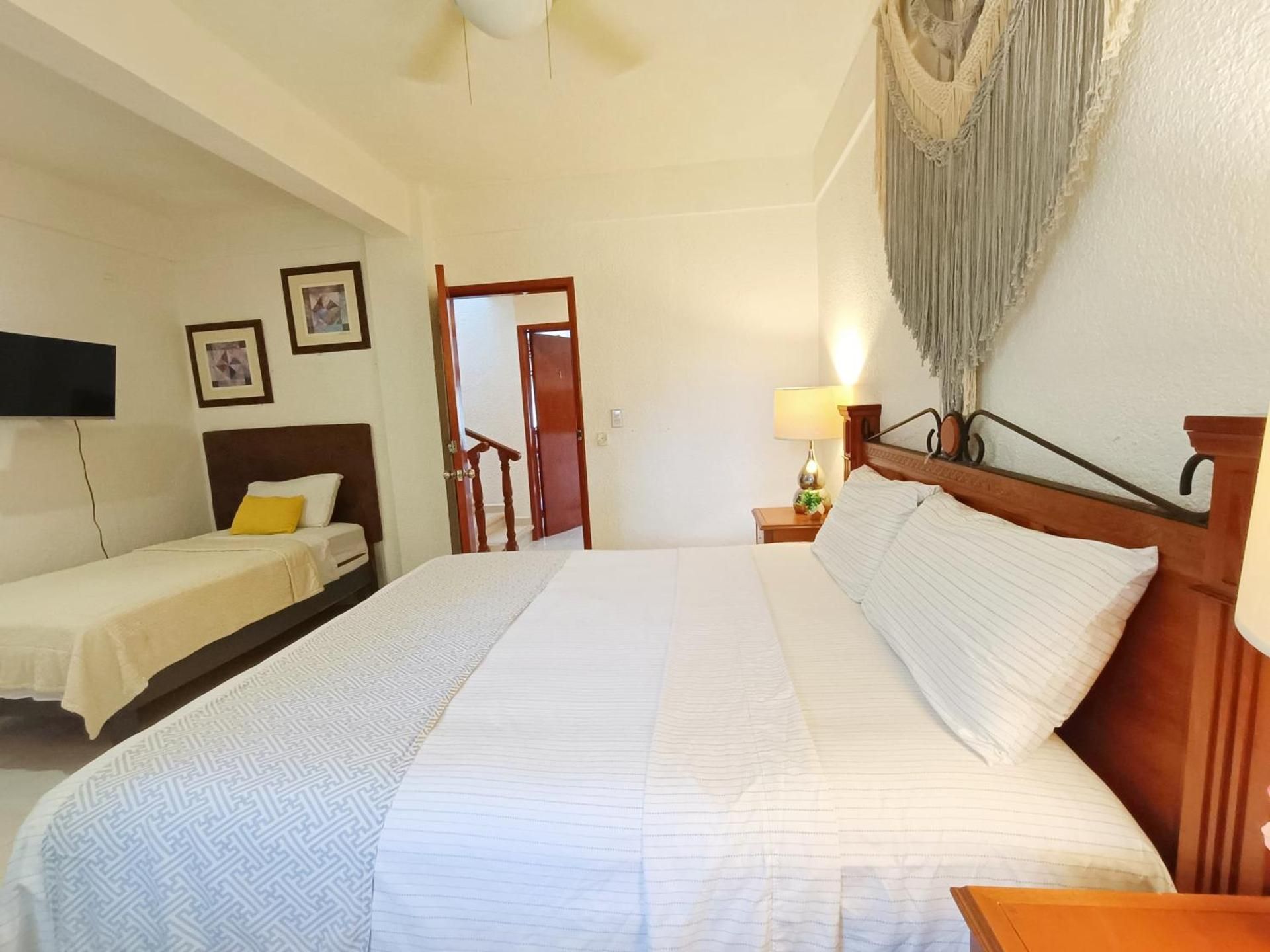 Triple Room with Private Bathroom