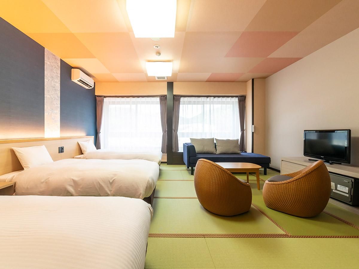 Superior Japanese-Style Triple Beds with Shared Bathroom - Non-Smoking