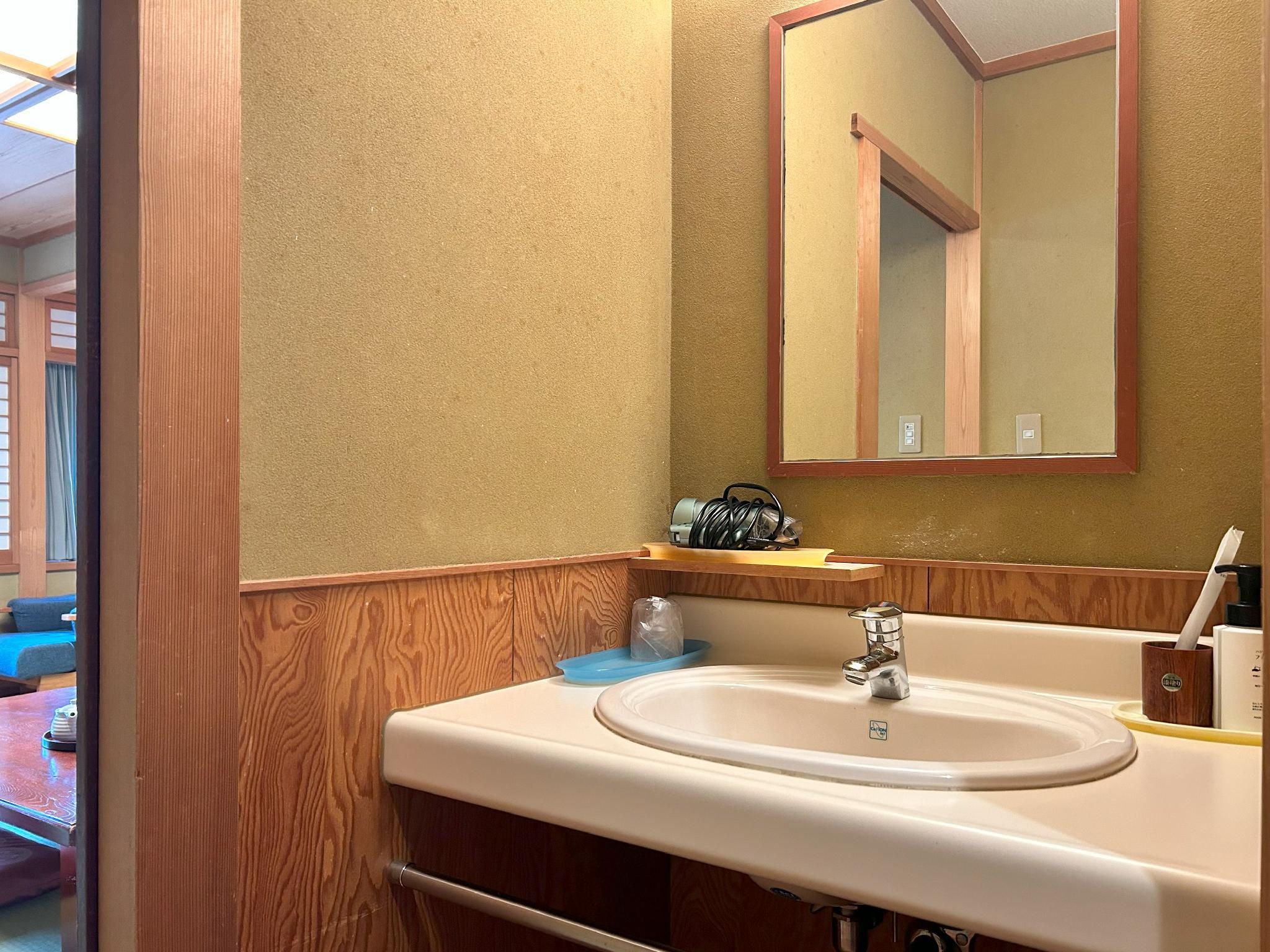 Japanese Western Style Room 101 - Non-Smoking