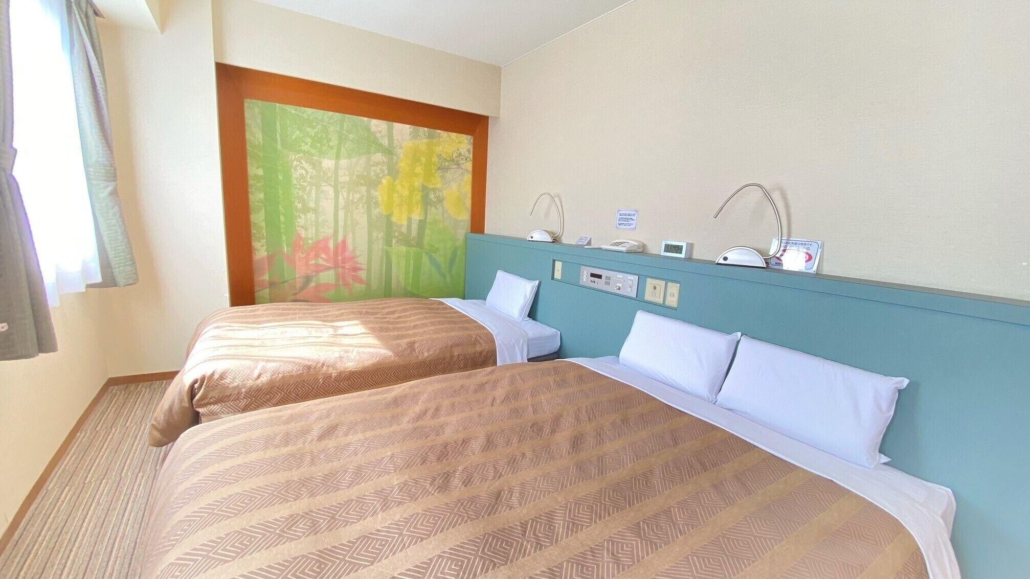Twin Room - Non-Smoking