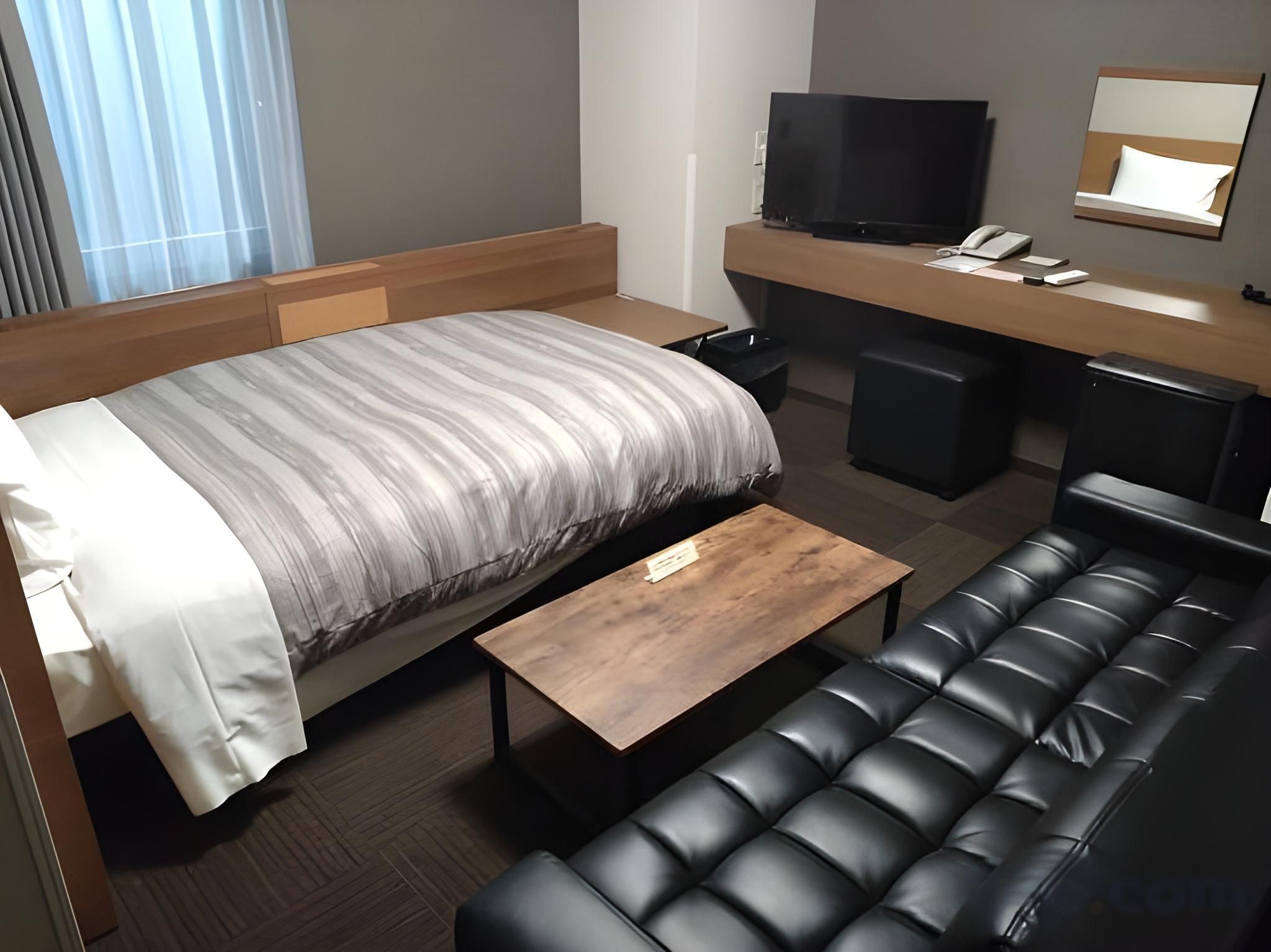 Single Room - Non-Smoking