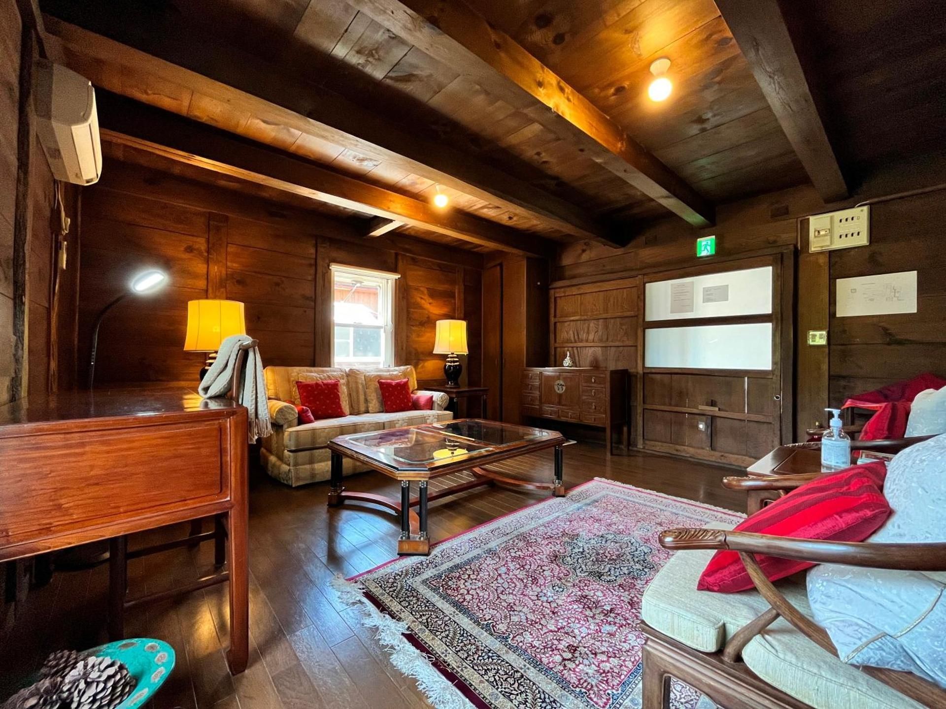 Japanese-Style Twin Guest House【Rice granary】